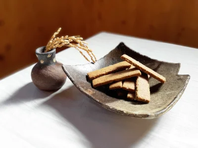 煎りいり日和 - 煎り玄米の和クッキー